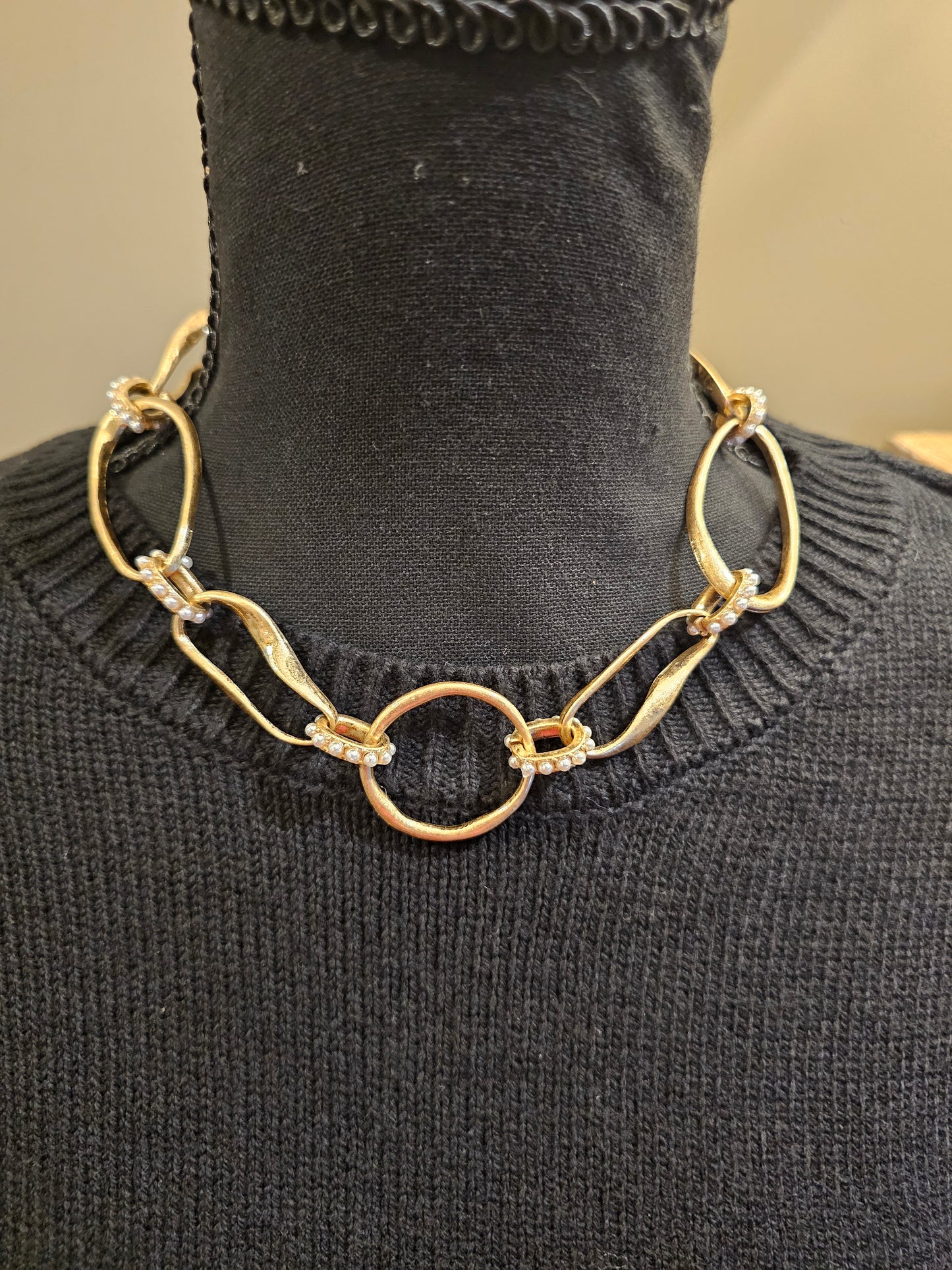 Open Link with Pearl Accent Necklace