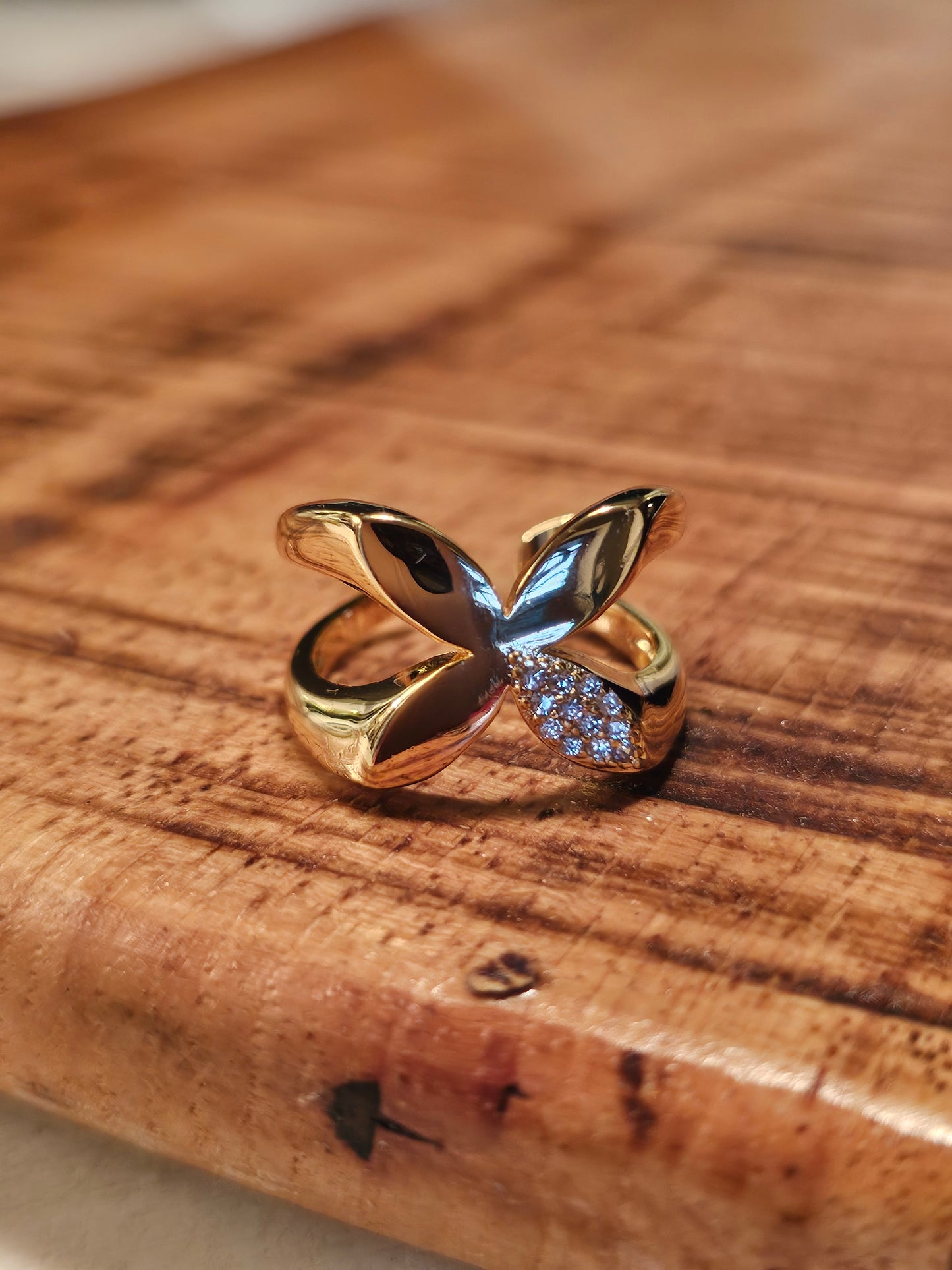 Golden Crossover Pavé Ring