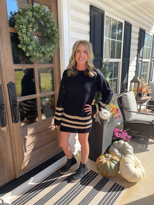 Contrast Stripes Distressed Sweater Dress