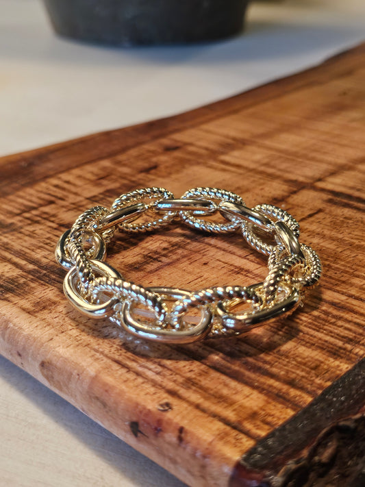 Gold Textured Link Stretch Bracelet