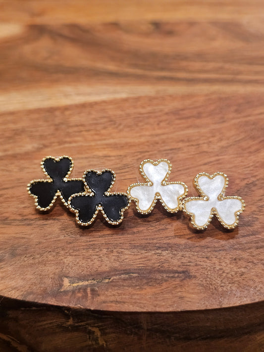 Enamel Clover Shaped Stud Earring