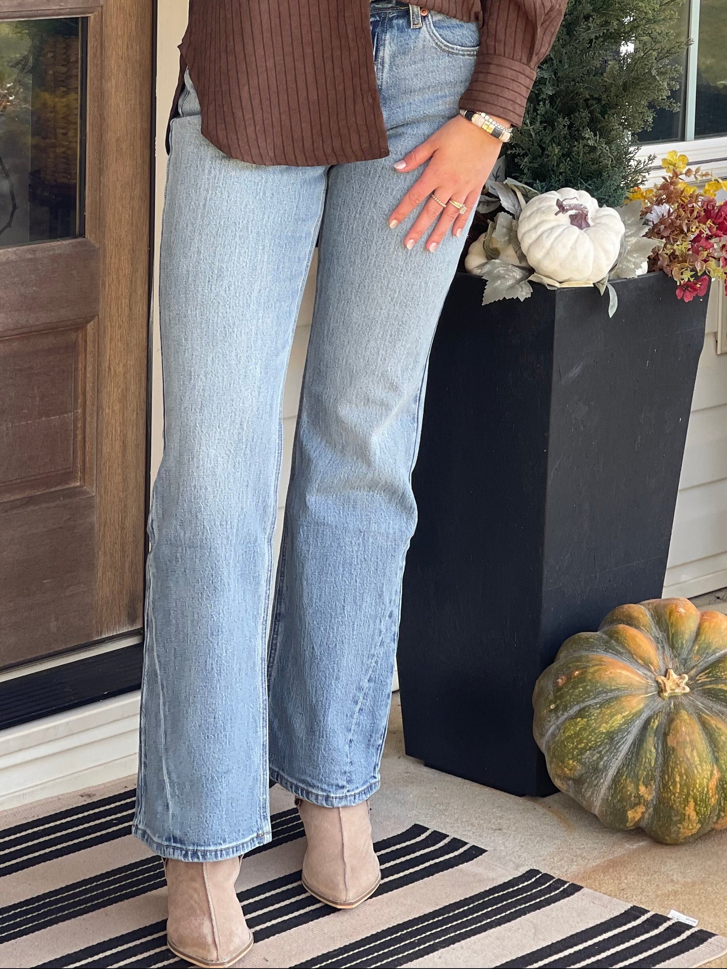 ARTEMIS High Rise Holly Flare Jean