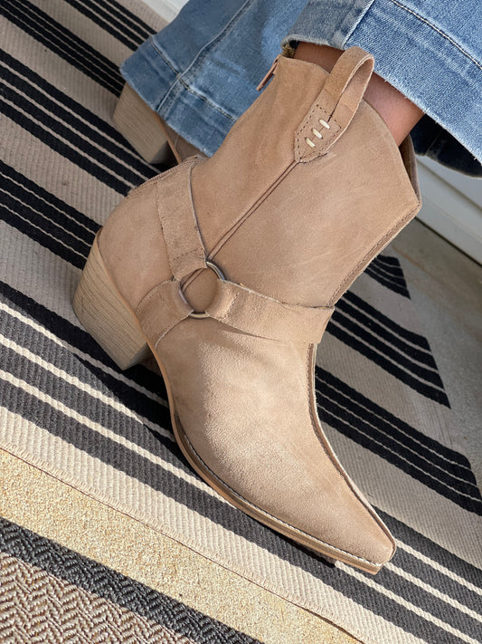 Matisse Tombstone Ankle Boot