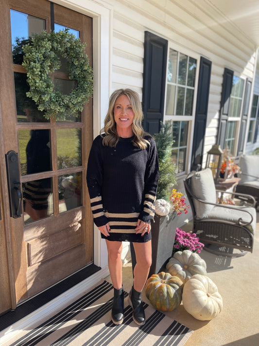 Contrast Stripes Distressed Sweater Dress
