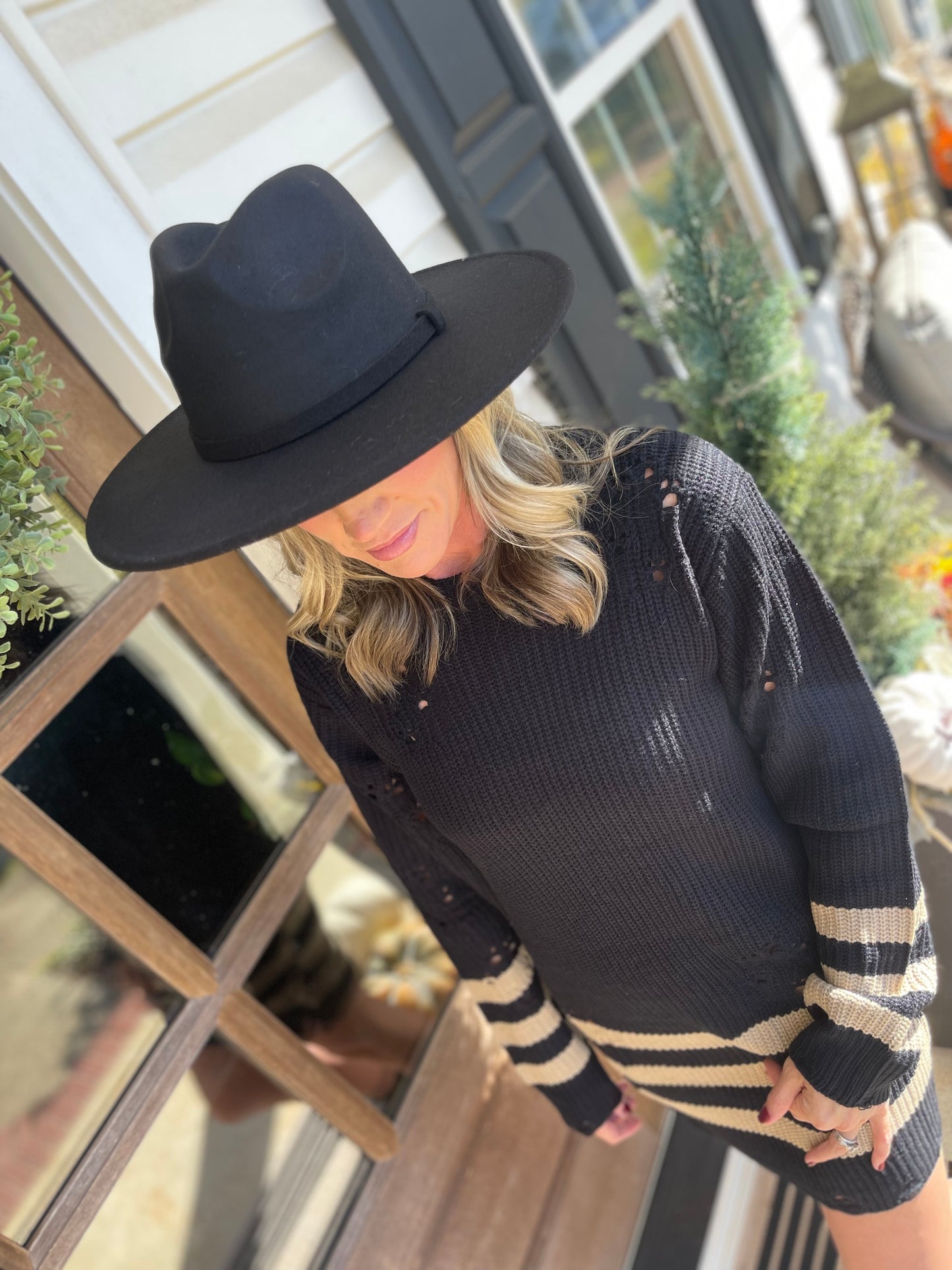 Faux Wool Leo Band Fedora Hat