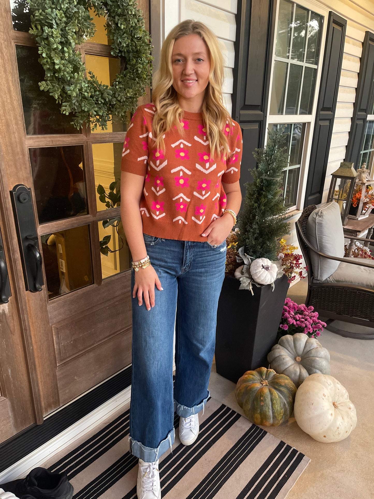 Brown Floral Short Puff Sleeve Sweater